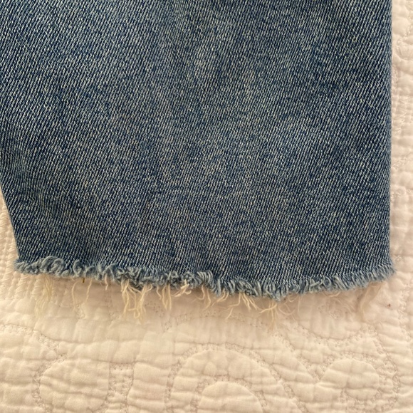 BDG High-Waisted Longline Girlfriend Jean – Medium Wash - Picture 5 of 5